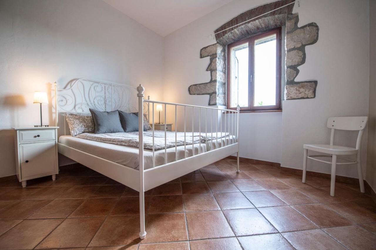Old Town Studio And Apartment فيرسار المظهر الخارجي الصورة
